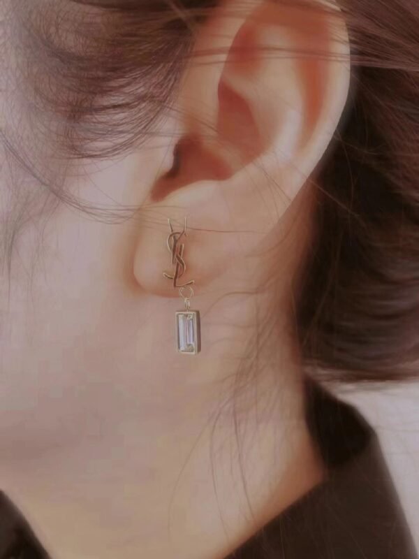 YSL official website same earrings advanced version