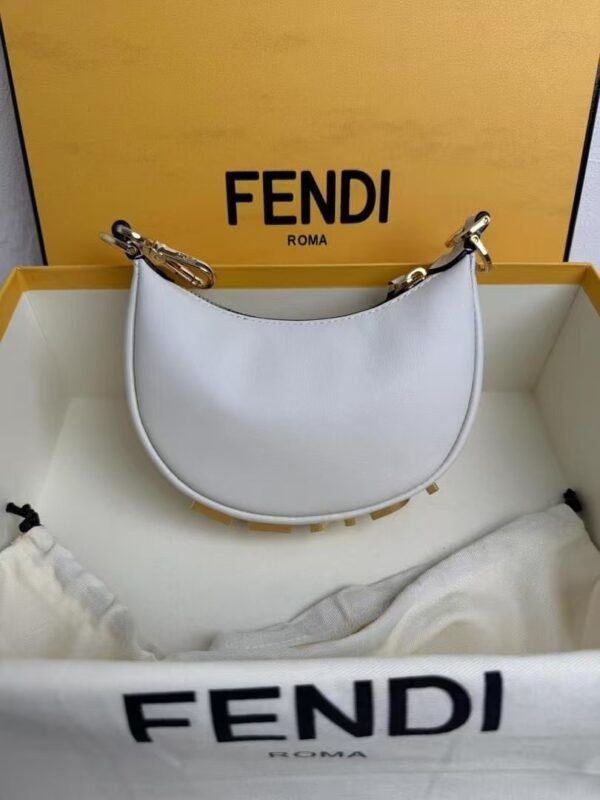 FENDI Handbag 20×7.5x13cm