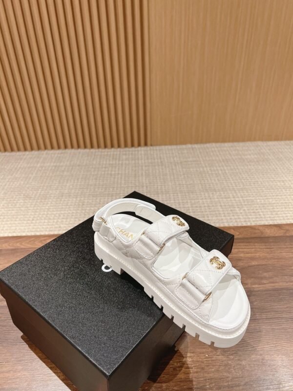 Chanel Slippers Premium Edition 1:1