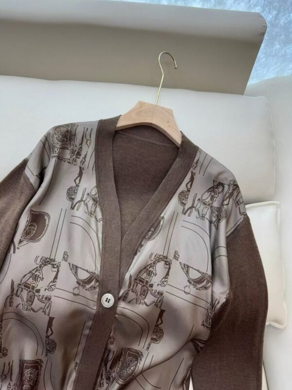 Hermès high-end knitted cardigan