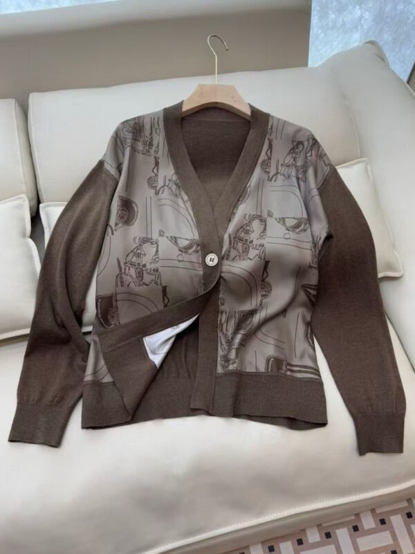 Hermès high-end knitted cardigan