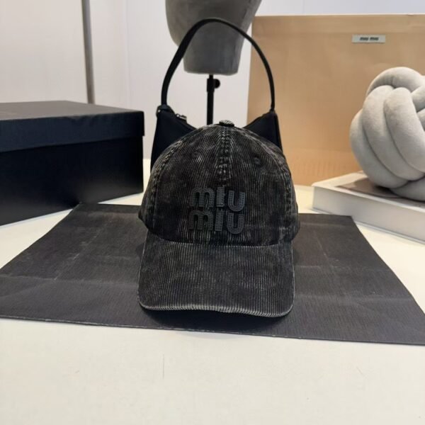 miumiu baseball cap