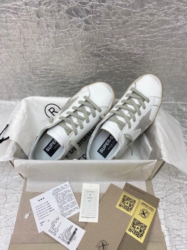 Golden Goose Dirty Shoes Casual Shoes