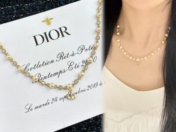 DIOR pearl necklace