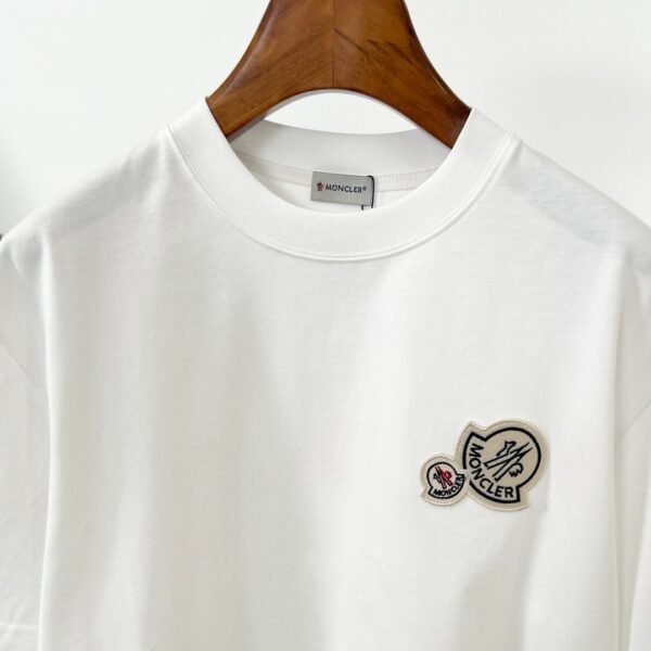 Moncler T-shirt