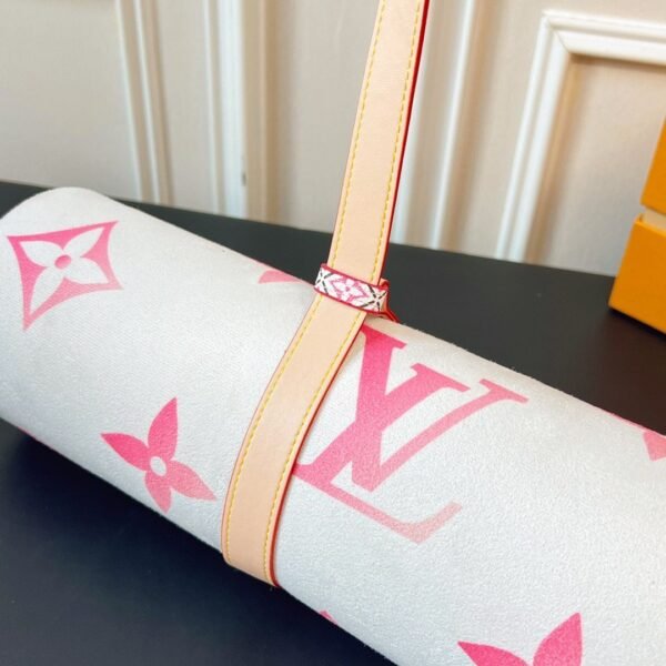 Louis Vuitton Yoga Mat 180x66x0.4cm