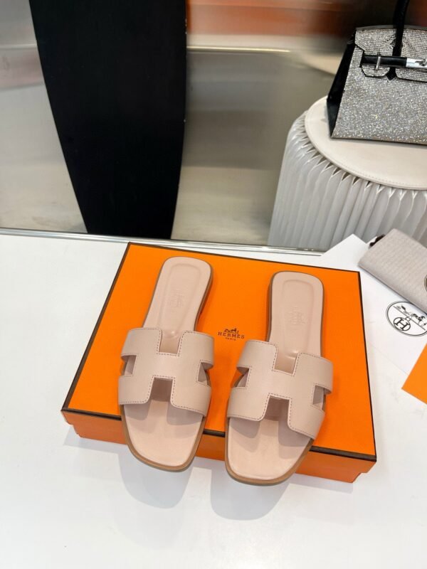 Hermès Slippers Premium Edition  Summer