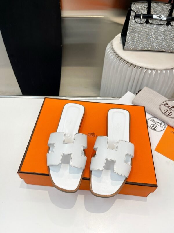 Hermès Slippers Premium Edition  Summer