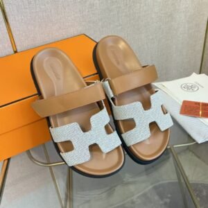 微信图片_20250408114214-1.jpg Hermes Original slippers