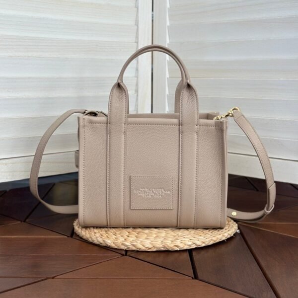 MARC JACOBS Medium leather tote bag 34×15 x 27cm