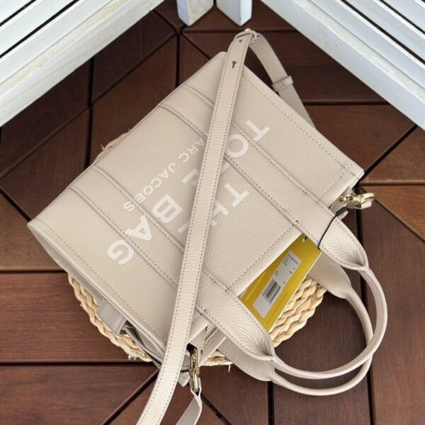 MARC JACOBS Medium leather tote bag 34×15 x 27cm