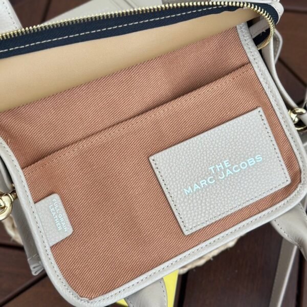 MARC JACOBS Medium leather tote bag 34×15 x 27cm