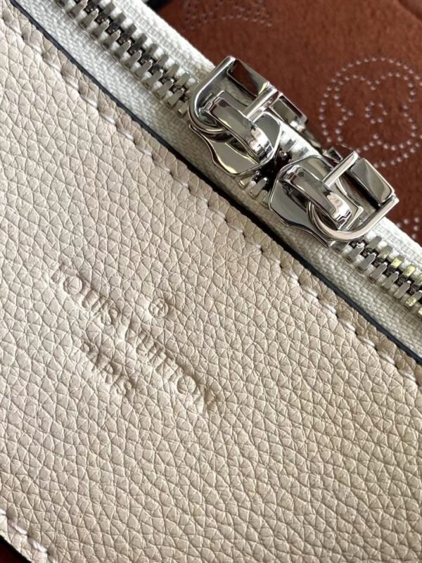 Louis Vuitton Bella Tote Bag 32x23x13cm Premium