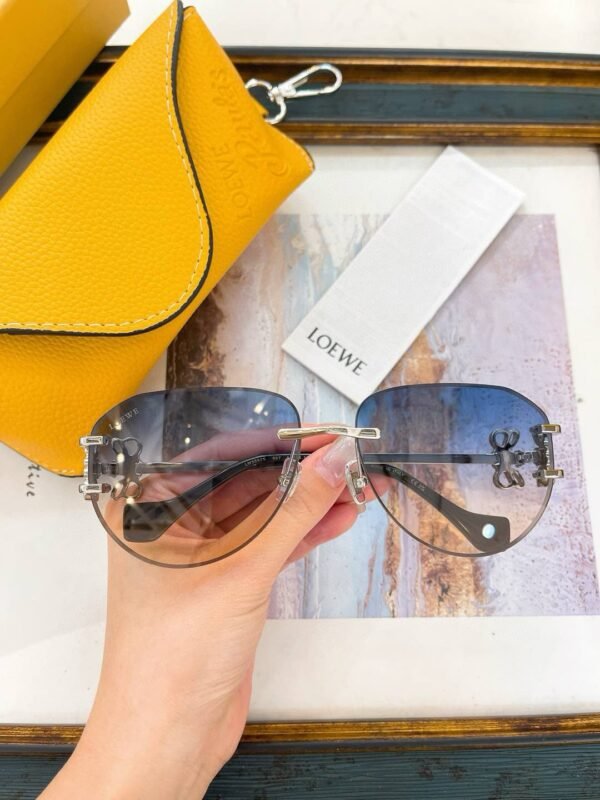 Loewe Sunglasses Premium Edition 62 mouth-16-135