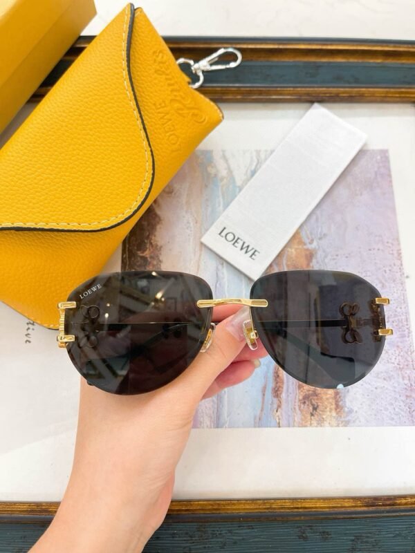 Loewe Sunglasses Premium Edition 62 mouth-16-135