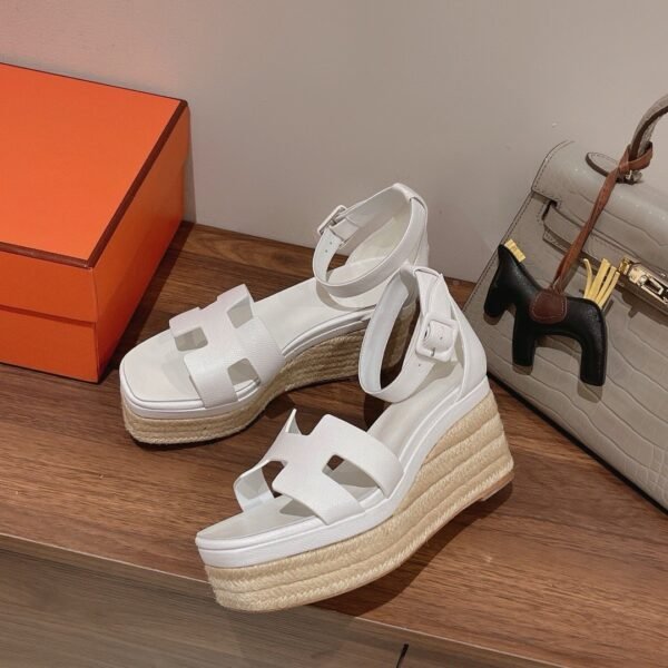 Hermès Straw Sandals