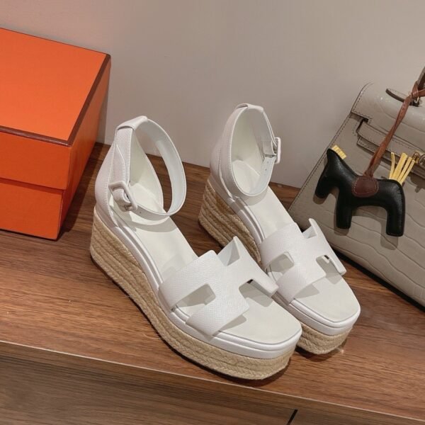 Hermès Straw Sandals