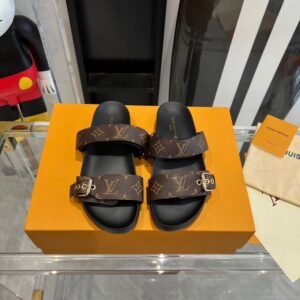 Louis Vuitton Summer Slippers