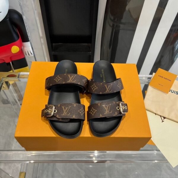 Louis Vuitton Summer Slippers