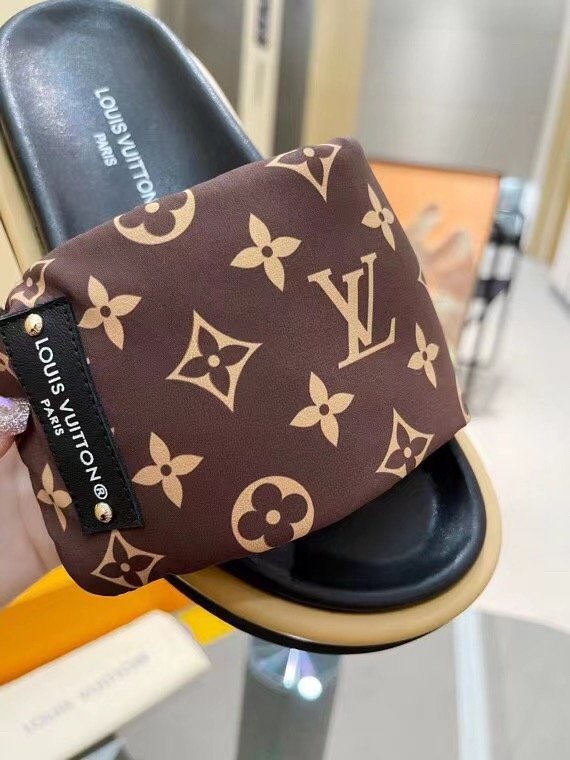 Louis Vuitton Slippers New Summer Arrivals