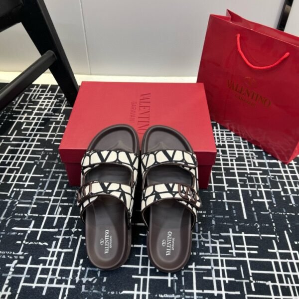 Valentino V-buckle Velcro sandals slippers