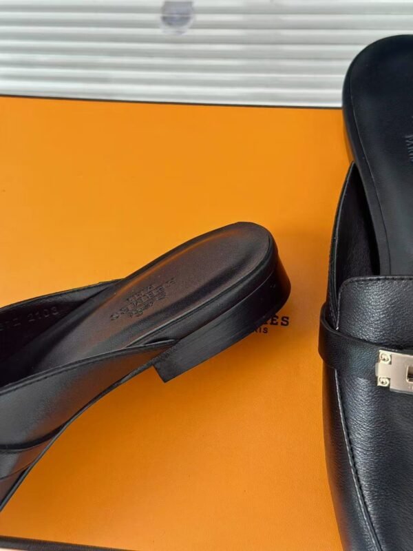 Hermès Classic Kelly Buckle Mule Slippers Premium Edition