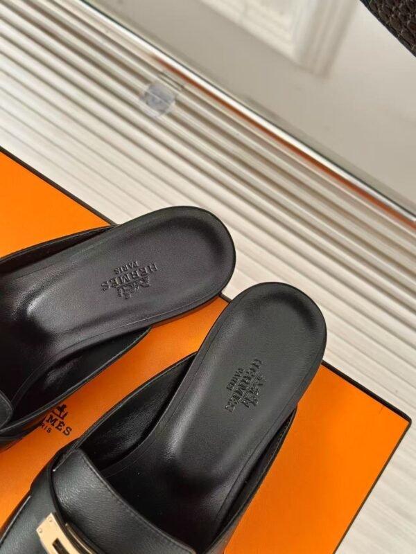 Hermès Classic Kelly Buckle Mule Slippers Premium Edition