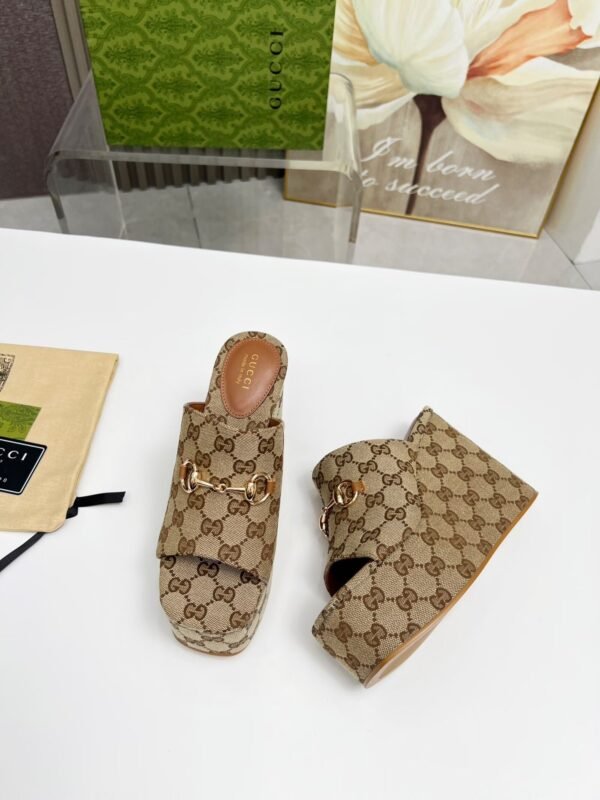 GUCCI new thick-soled slippers height 11cm