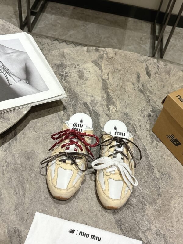 MiuMiu & New Balance joint 2025 summer retro sports half slippers Premium