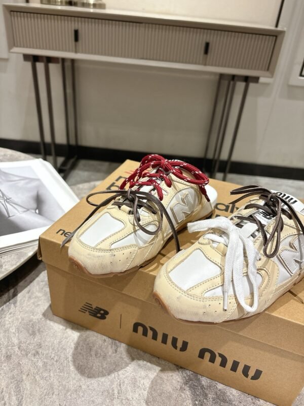 MiuMiu & New Balance joint 2025 summer retro sports half slippers Premium