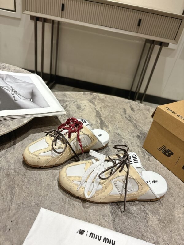 MiuMiu & New Balance joint 2025 summer retro sports half slippers Premium