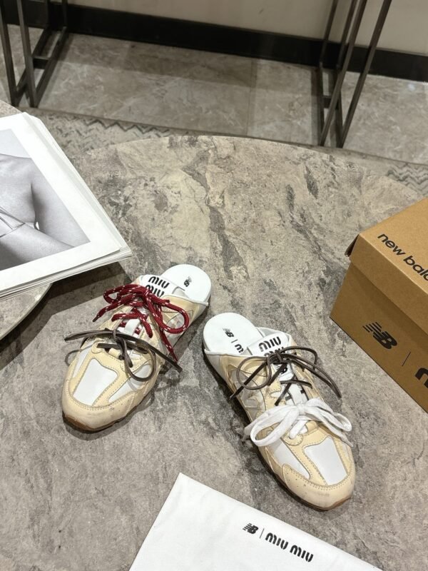 MiuMiu & New Balance joint 2025 summer retro sports half slippers Premium