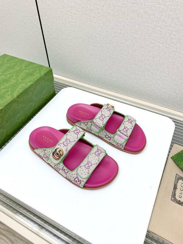 GUCCI new summer sandals canvas fabric
