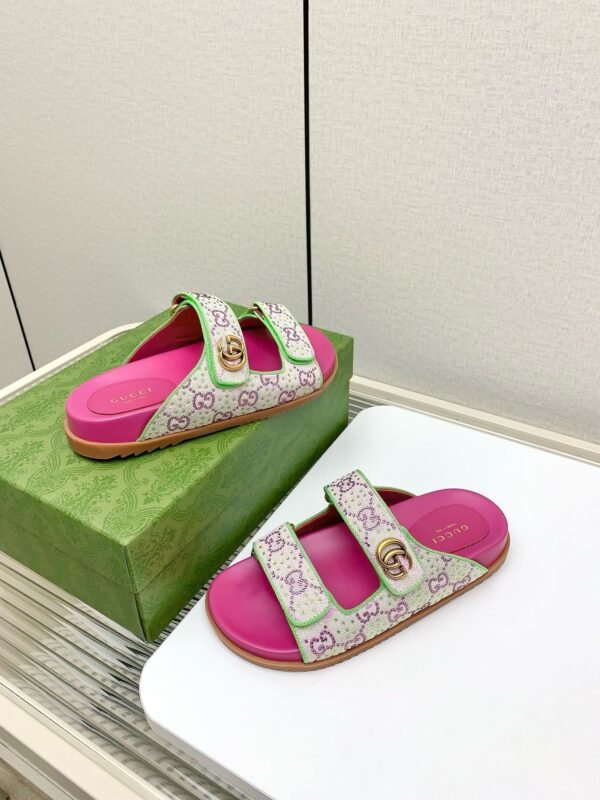 GUCCI new summer sandals canvas fabric