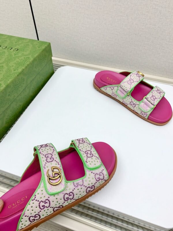 GUCCI new summer sandals canvas fabric