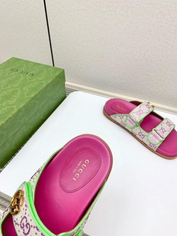 GUCCI new summer sandals canvas fabric