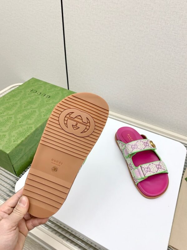 GUCCI new summer sandals canvas fabric