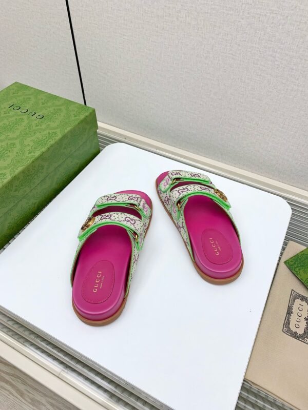 GUCCI new summer sandals canvas fabric