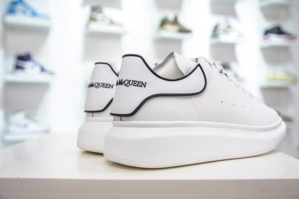 Alexander McQueen Casual shoes premium version