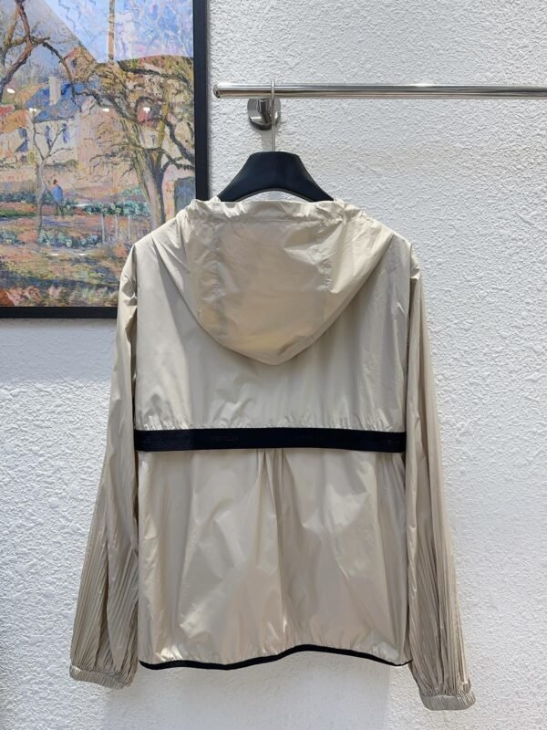 Moncler counter style hooded sun protection jacket Premium