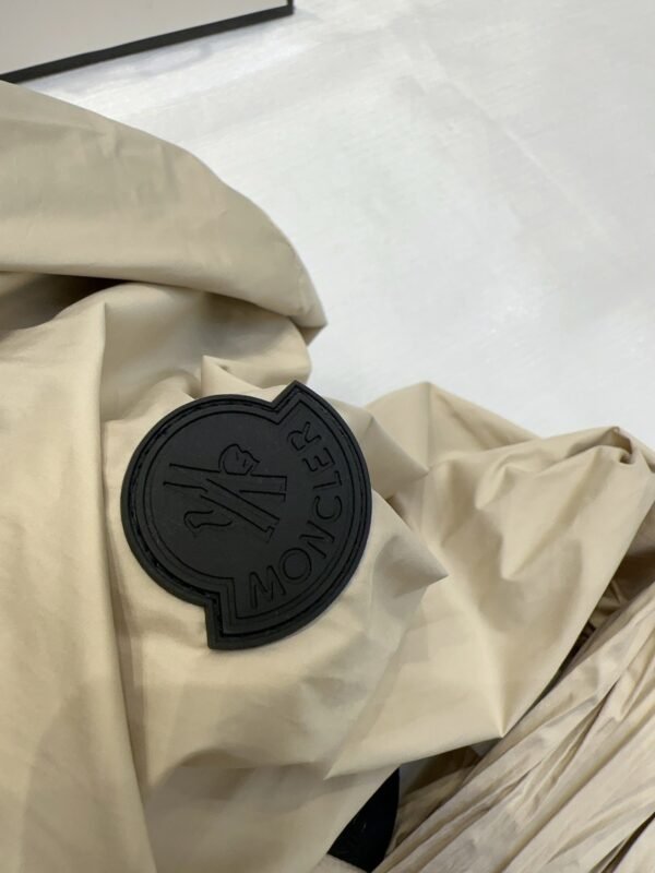 Moncler counter style hooded sun protection jacket Premium