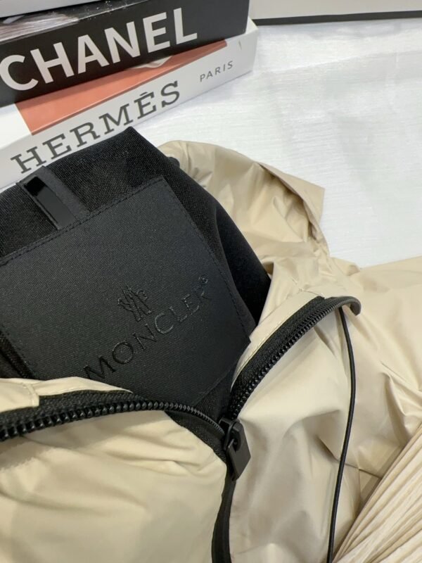 Moncler counter style hooded sun protection jacket Premium