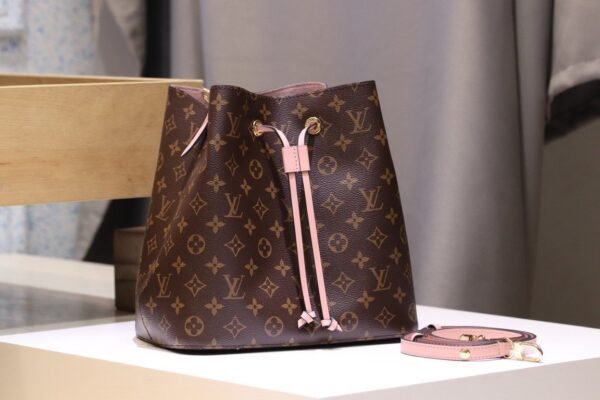 Louis Vuitton NeoNoe Bucket Bag Premium Edition 26x22x27cm