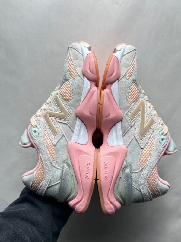 New Balance 9060 sneakers premium version pink sole 1：1