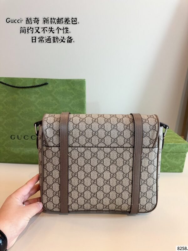 Gucci Ophidia Crossbody Bag 28*8*24cm
