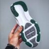 Nike VOMERO18 lightweight running shoes