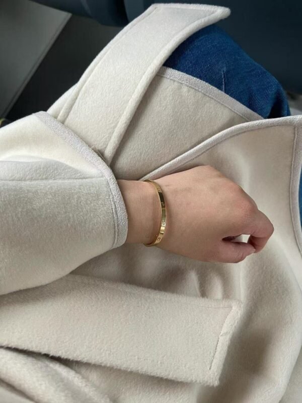 Cartier bracelet narrow version without diamonds high-end version 1:1