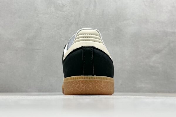 Adidas SAMBA casual shoes
