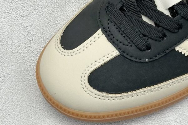 Adidas SAMBA casual shoes