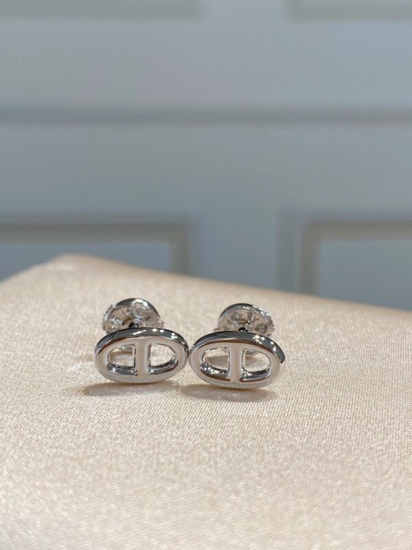 Hermès pig nose earrings
